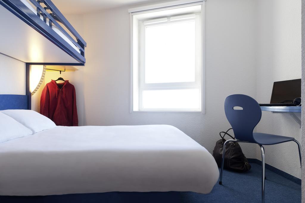 Ibis Budget Orly Chevilly Tram 7 Vitry-sur-Seine Habitación foto