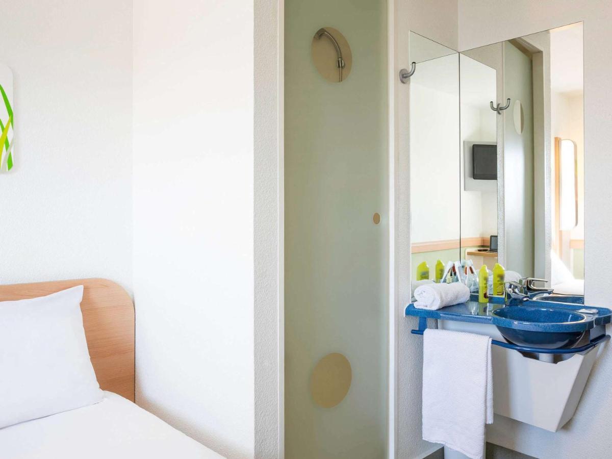 Ibis Budget Orly Chevilly Tram 7 Vitry-sur-Seine Exterior foto