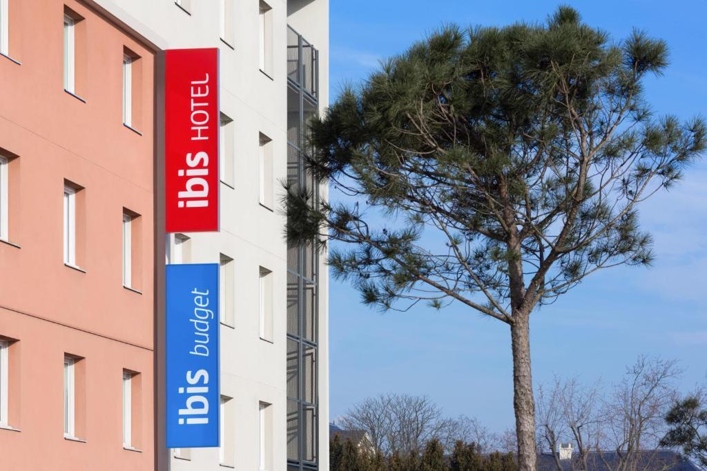 Ibis Budget Orly Chevilly Tram 7 Vitry-sur-Seine Exterior foto